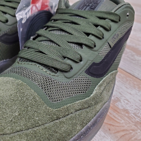 Vans AVE Pro Rainy Day - Picture 4 of 15